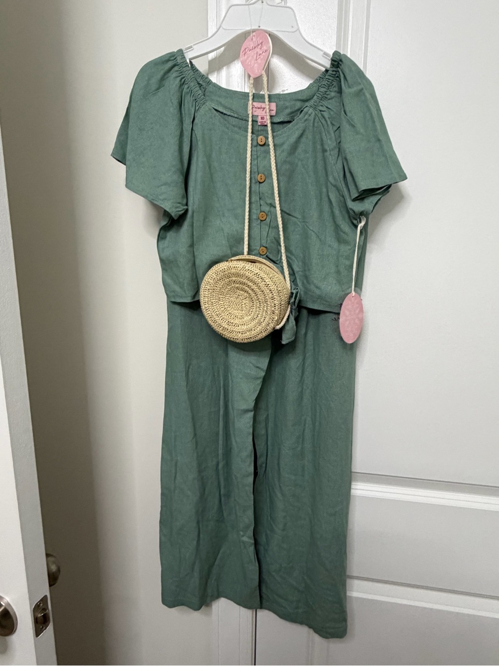 Women’s Two-Piece Linen Jumpsuit Set in Sage Green